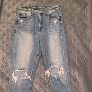 American Eagle Mom Jeans